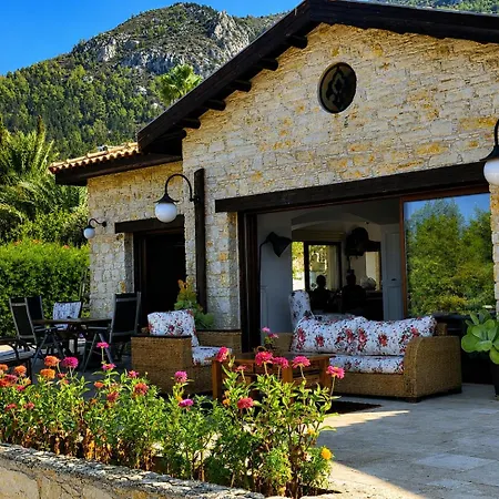 Villa Bellapais Stone *